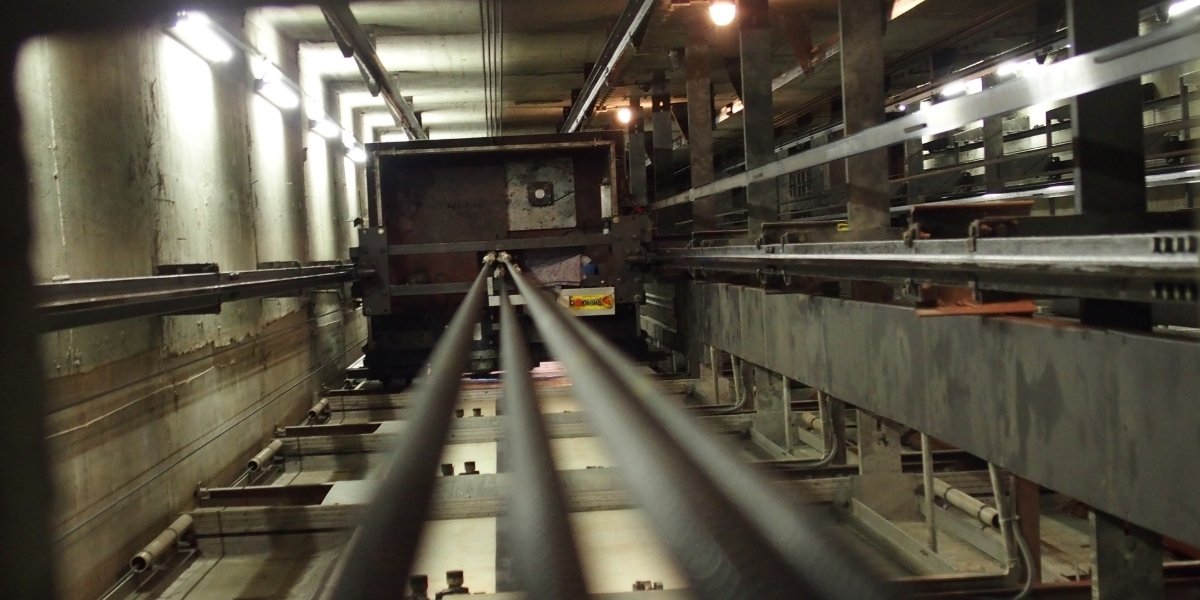 role of elevator cables